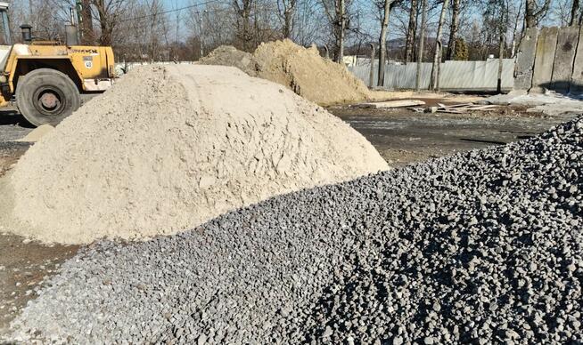 Piasek, piach workowany 20 kg i luzem