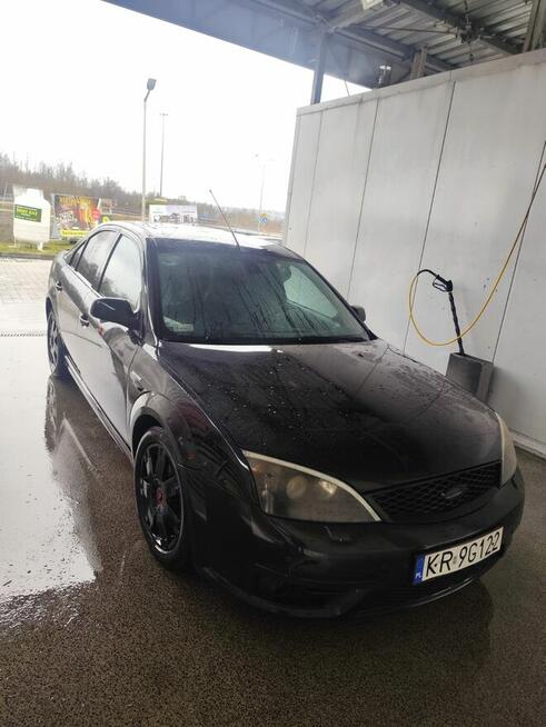 Mam do sprzedania Forda Mondeo MK3 w wersji Titanium 2004r.