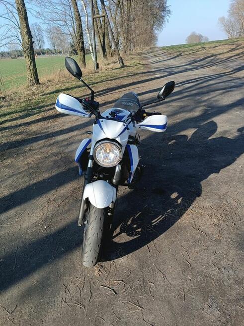 Suzuki SV650n