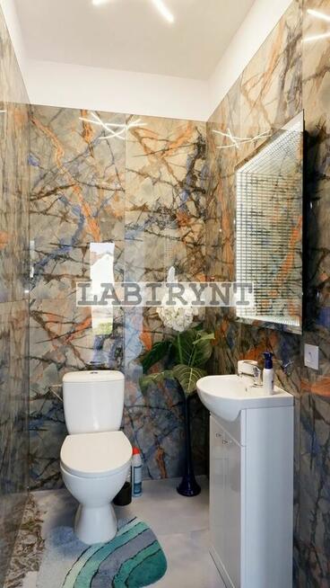 Dom z 2021 roku, działka 5650m2, kanalizacja, gaz