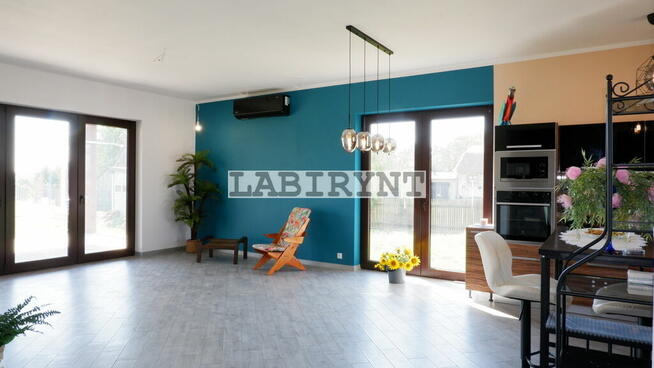 Dom z 2021 roku, działka 5650m2, kanalizacja, gaz