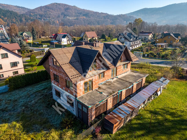 Budynek mieszkalno-usługowy przy DK 28 w Białce