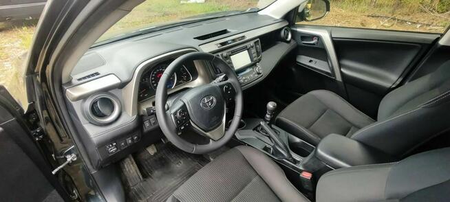 Toyota RAV-4 Pierwsza rejestracja 2016 rok, 4x4, salon Polska.