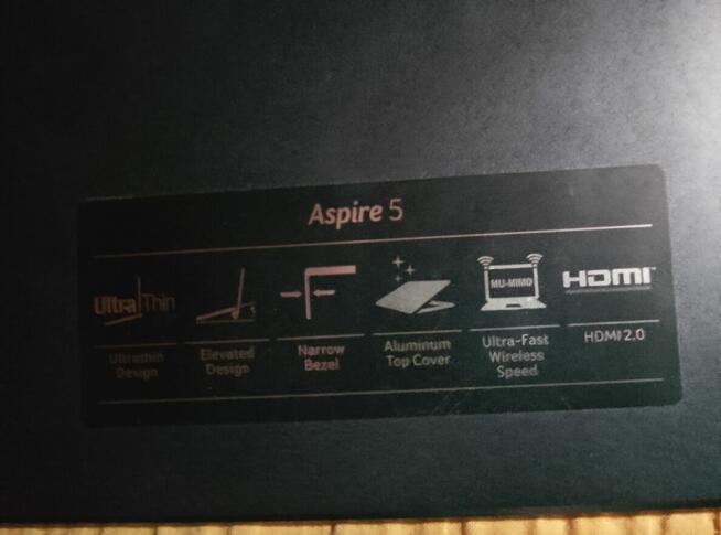 Sprzedam laptop Acer aspire 5