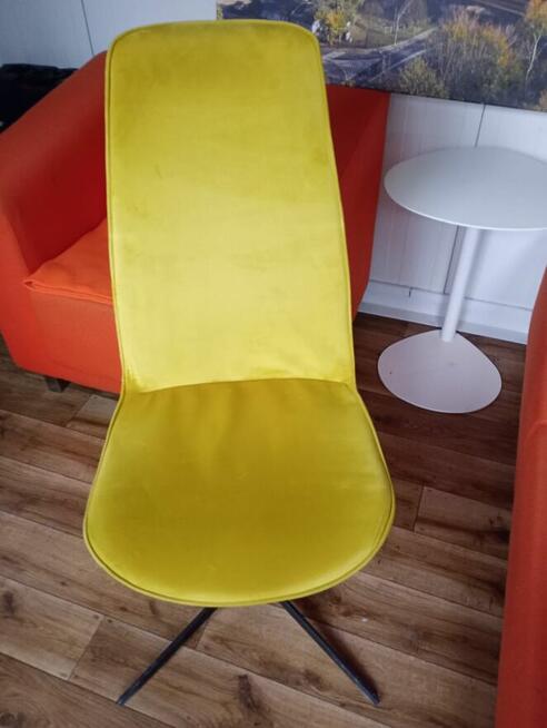 Krzesło konferencyjne Lumi LM 4C2 fotel konferencyjny biuro