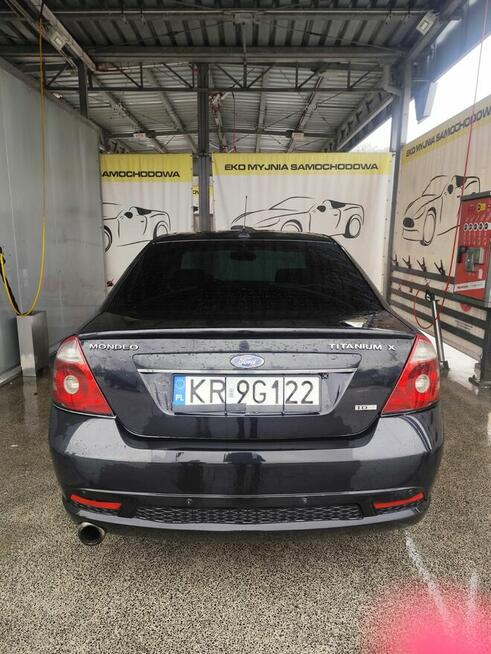 Mam do sprzedania Forda Mondeo MK3 w wersji Titanium 2004r.