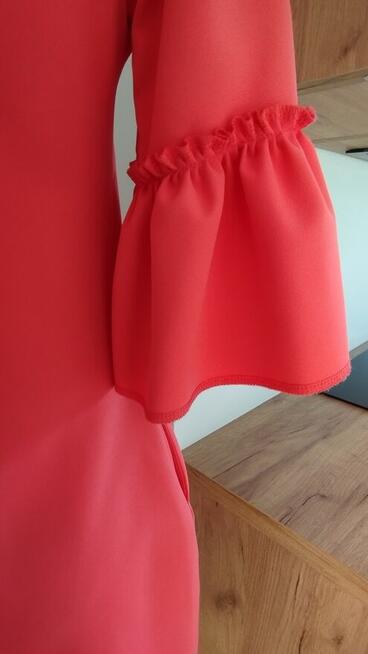 Sukienka koralowa z kieszeniami nowa