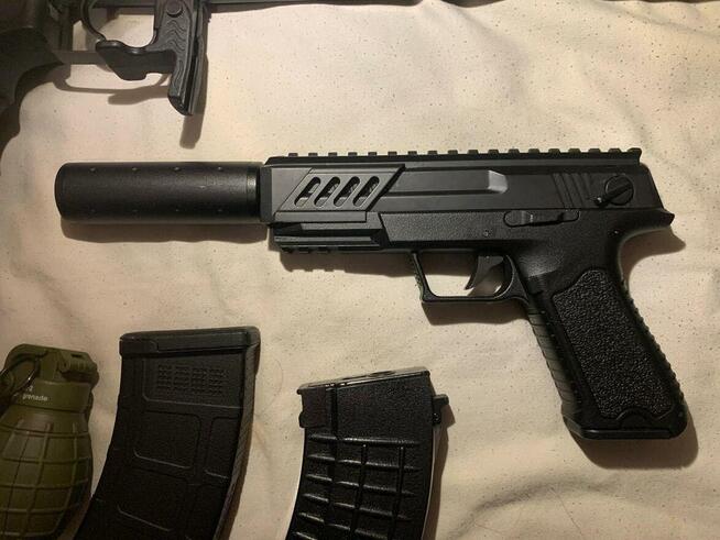 Repliki ASG + Dodatki