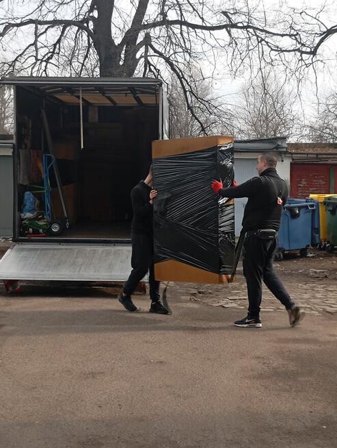 Przeprowadzki Gorzow 667-903-199 Tragarze Transport