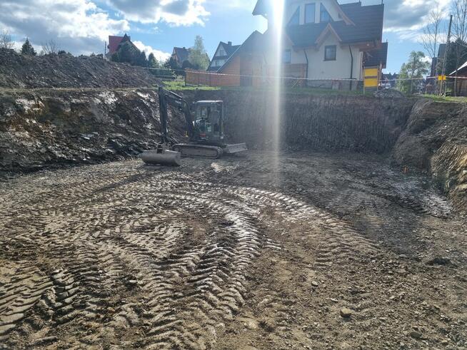 Usługi ziemne Zakopane koparka HDS autolaweta prace roboty