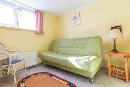 Dom z własną linią brzegową prywatnym pomostem i slip