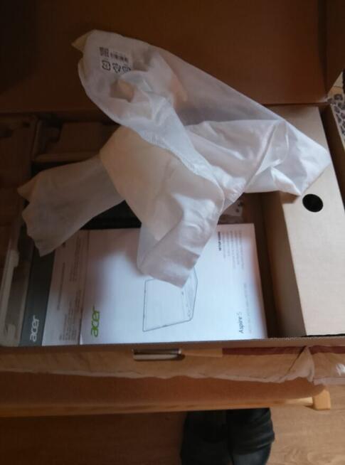 Sprzedam laptop Acer aspire 5