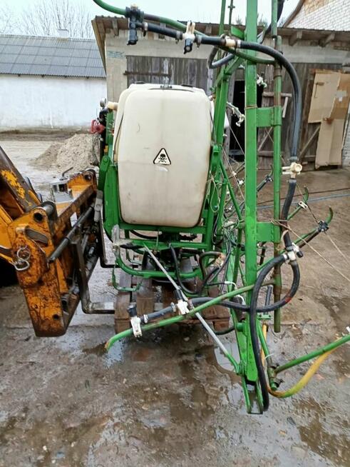 Opryskiwacz do truskawek 300 litrów