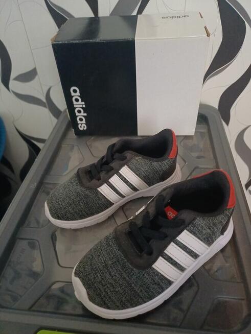 Sprzedam buty dla chłopca