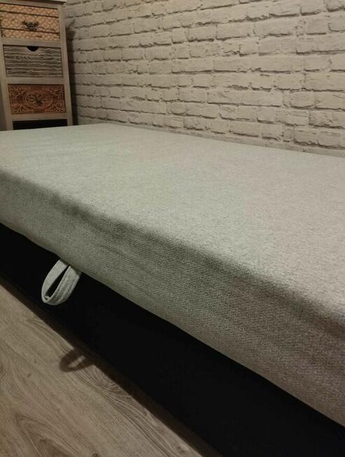 Tapczan jednoosobowy