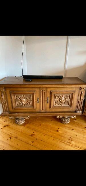 Rzeźbiony komplet do salonu