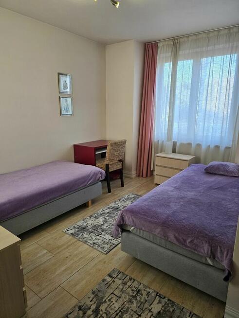 Wynajem pokoi pracowniczych, sali konferencyjnej Ławki