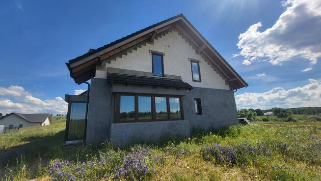 dom w zabudowie bliźniaczej