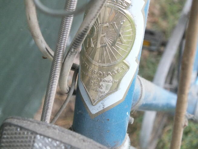 Rower zabytkowy albo i nie. Ale ciekawy. Rex.