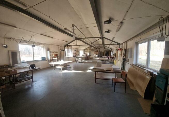 Hala produkcyjna 525 m2, ogrzewana, socjal