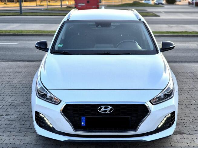 Hyundai i30 Wynajem aut WROCŁAW rent a car od 119 NAJTANIEJ
