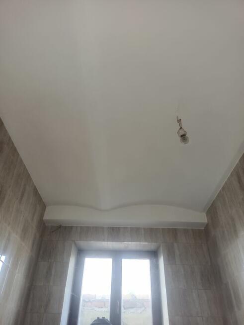 Gładzie polimerowe zacierane na mokro i inne