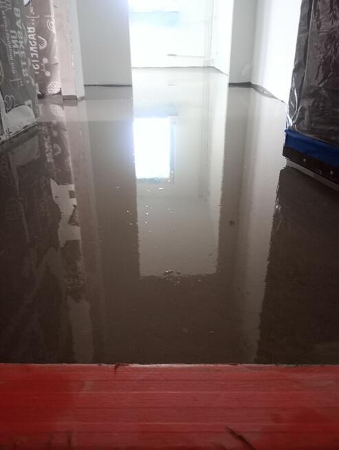 Wylewki samopoziomujące-Mikrocement --Montaż podłóg od A do