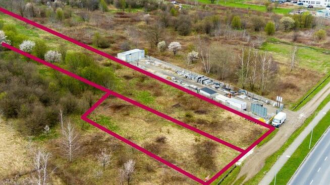 Sprzedam działkę inwestycyjno-mieszkaniową.