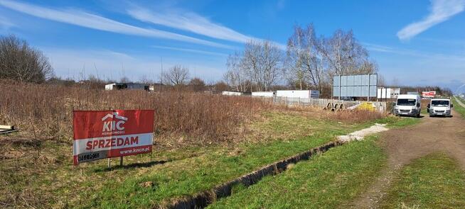 Sprzedam działkę inwestycyjno-mieszkaniową.