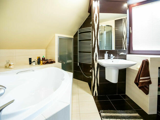 Piękny dom jednorodzinny na Górze Sw. Marcina