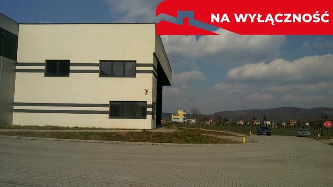 Nowoczesna hala z biurowcem w Zakliczynie