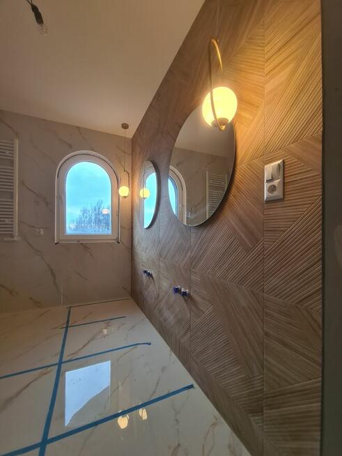 Łazienki Płytki Gładzie Malowanie Panele Remonty