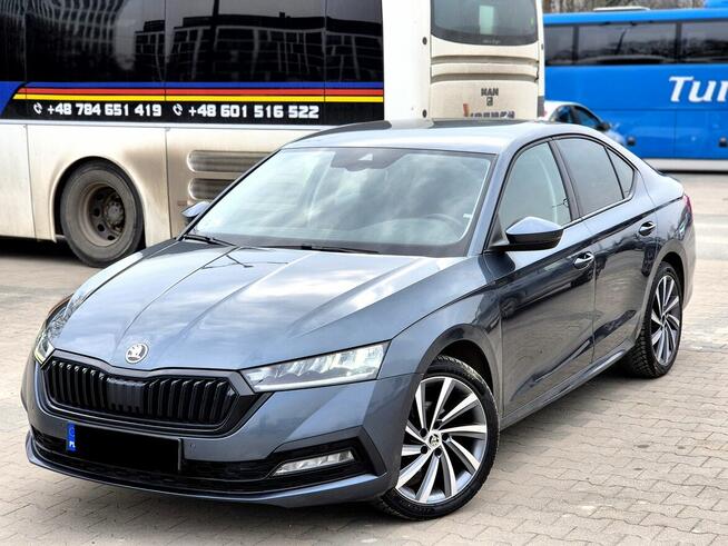 Tani wynajem Octavia Wrocław 109zł rent a car Wypożyczalnia