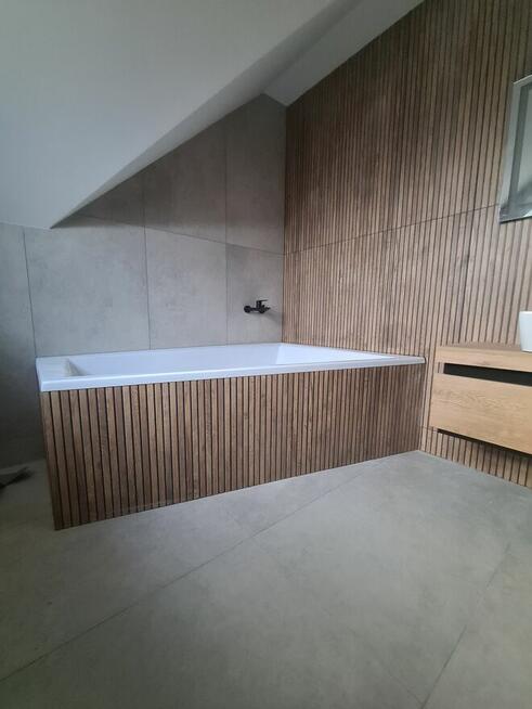 Łazienki Płytki Gładzie Malowanie Panele Remonty