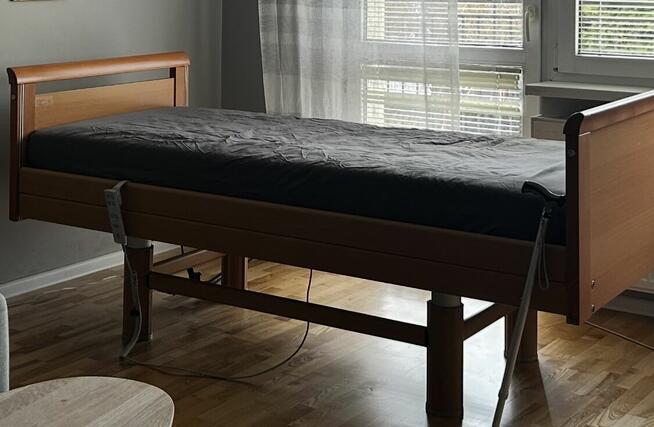 Łóżko rehabilitacyjne / pielęgnacyjne oronowo