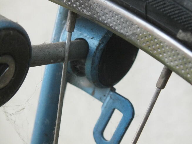 Rower zabytkowy albo i nie. Ale ciekawy. Rex.