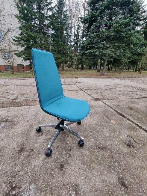 Fotel konferencyjny Bejot LUMI gabinetowy turkusowy fotele
