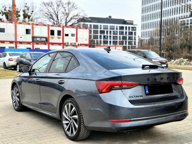 Tani wynajem Octavia Wrocław 109zł rent a car Wypożyczalnia