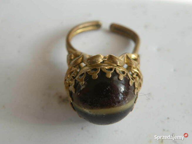 Pierścionek z czasów PRL-u - Tygrysie oko