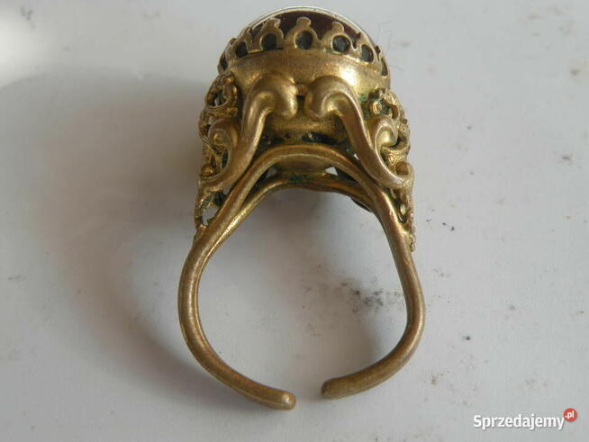 Pierścionek z czasów PRL-u - Tygrysie oko