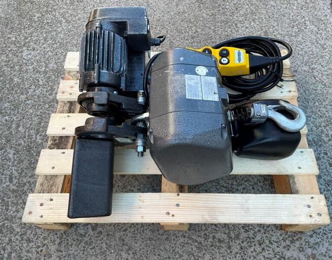 Wciągnik 125kg GIS suwnica wciągarka demag elektrowciąg wyci