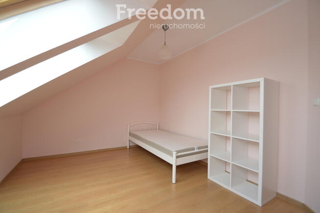 Dom w zabudowie szeregowej w Szczęsnem