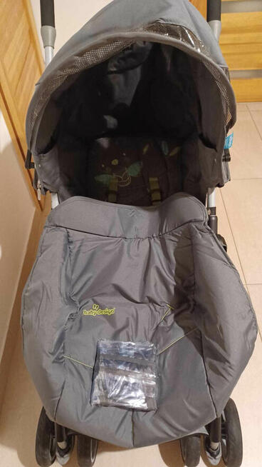 wózek dziecięcy typu parasolka