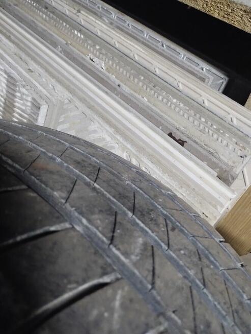 Sprzedam komplet opon letnich Bridgestone 225/65/17