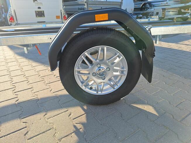 Przyczepa do przewozu skutera wodnego z płozami