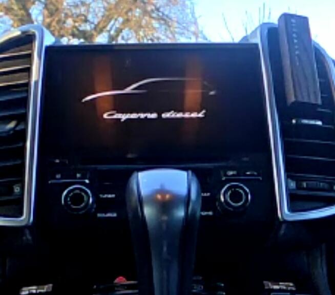 Porsche Cayenne Bezprzewodowy Apple CarPlay i Android Auto