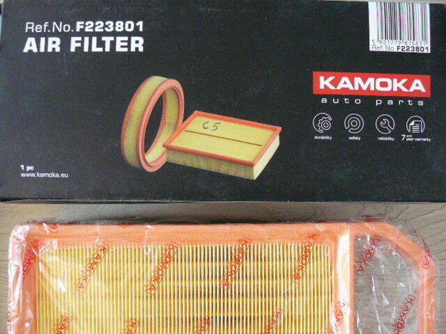 Filtr powietrza Kamoka F223801 (Citroen C5,Peugeot 407)