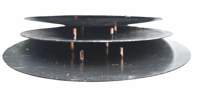 Akumulatorowa lekka zacieraczka do betonu