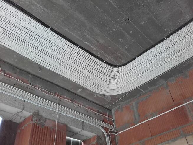 Elektryk / Usługi elektryczne / Instalacje elektryczne