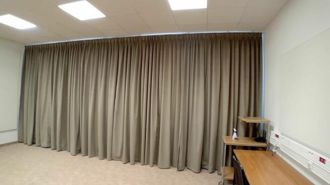 Kurtyna sceniczna , kurtyna teatralna kotara akustyczna